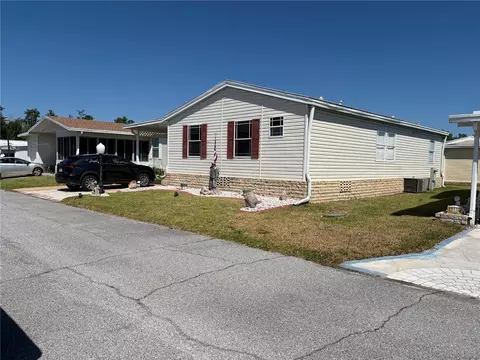 212 York Cottage Dr, Haines City, FL 33844