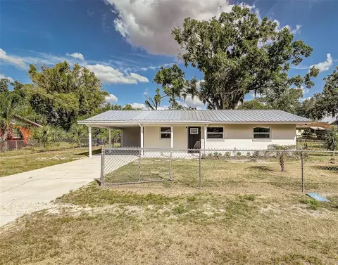 2606 Highland Ave, Plant City, FL 33563