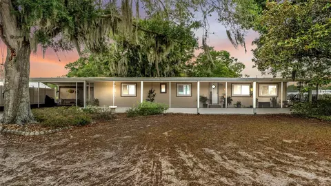 3490 Espo Dr, Mulberry, FL 33860