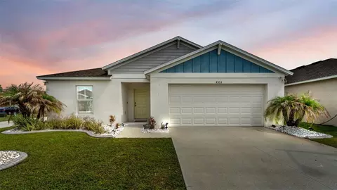 4553 White Marble Ct, Lakeland, FL 33811