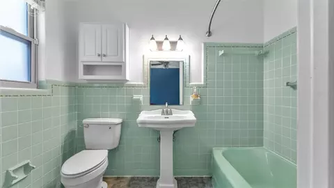 Bath - 470 E Hooker St, Bartow, FL 33830 photo 4 of 7