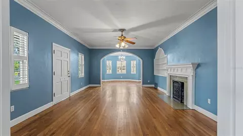 Living - 470 E Hooker St, Bartow, FL 33830 photo 4 of 7