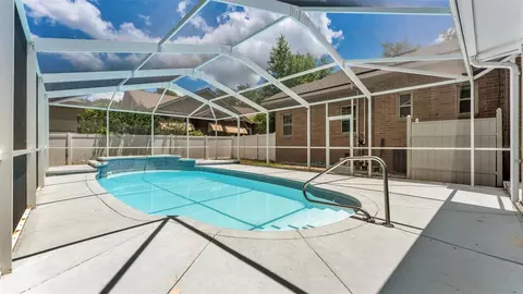 Exterior - 470 E Hooker St, Bartow, FL 33830 photo 7 of 10
