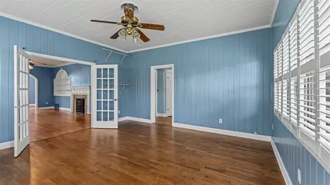 Living - 470 E Hooker St, Bartow, FL 33830 photo 5 of 7