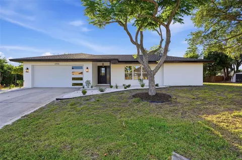 3356 Plantation Pl, Sarasota, FL 34231