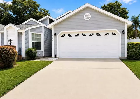 1430 Walden Oaks Pl, Plant City, FL 33563