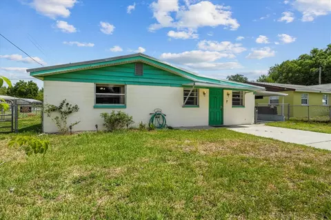 1307 Mayflower Dr, Lakeland, FL 33810