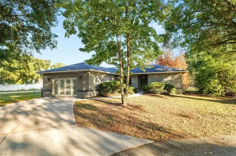2304 Cheshire Pl, Lakeland, FL 33810
