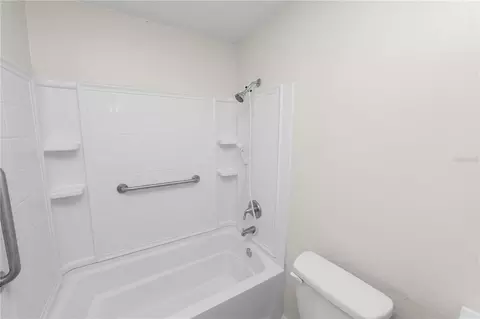 Bath - 2170 Rohr Dr, Bartow, FL 33830 photo 2 of 2
