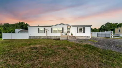4740 Pheasant Dr, Mulberry, FL 33860