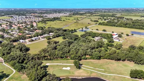 Country Club Road S, Winter Haven, FL 33881