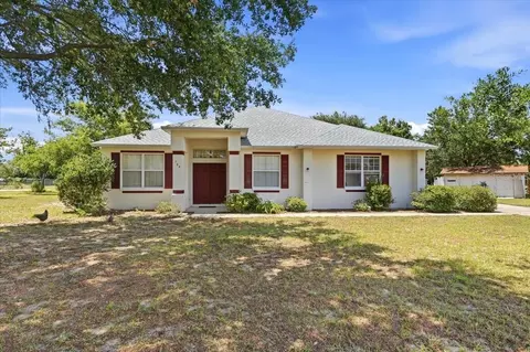 103 N 1st St, Eagle Lake, FL 33839