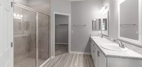 Bath - 7658 SE 113th Pl, Belleview, FL 34420 photo 2 of 2