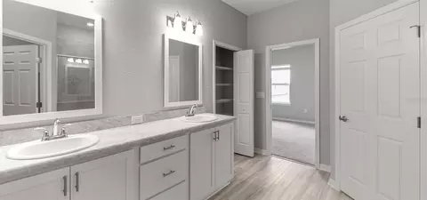 Bath - 7658 SE 113th Pl, Belleview, FL 34420 photo 1 of 2