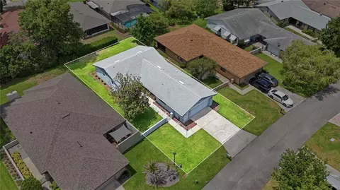 460 Pinehurst Ct, Winter Haven, FL 33884