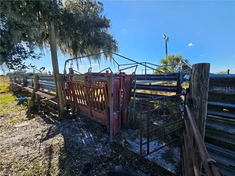 320 Grigsby Rd, Venus, FL 33960 photo 7