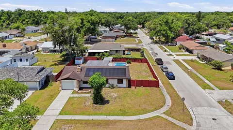 View/Area - 5020 Pine St, Seffner, FL 33584 photo 2 of 7