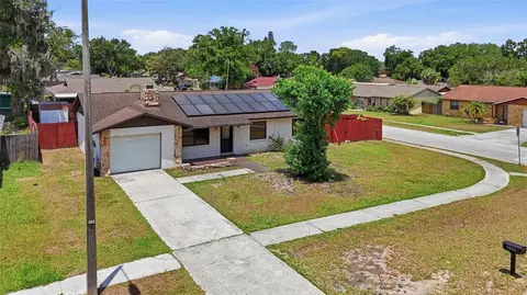 View/Area - 5020 Pine St, Seffner, FL 33584 photo 4 of 7