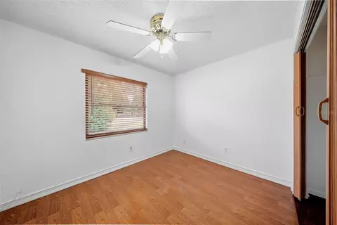 Bedroom - 5020 Pine St, Seffner, FL 33584 photo 1 of 6