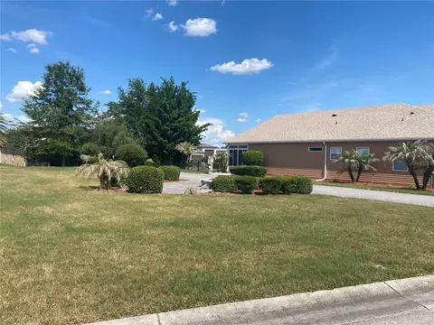 357 Travelers Dr, Polk City, FL 33868