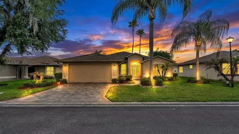 6257 Silver Lakes Dr W, Lakeland, FL 33810