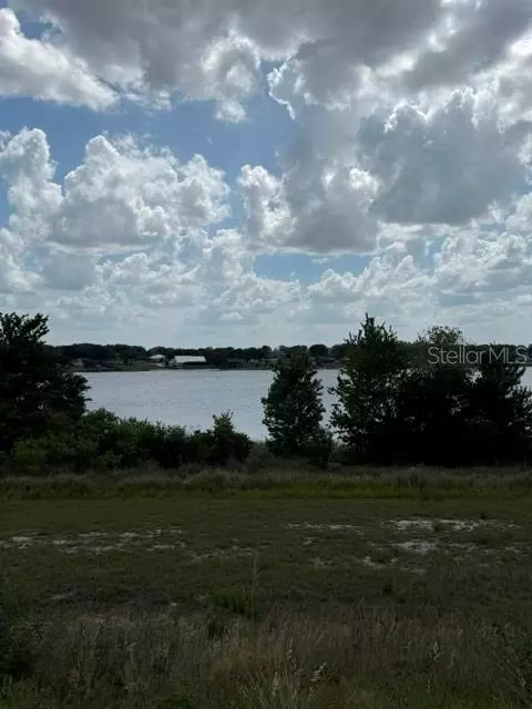 4265 Juliana Lake Dr, Auburndale, FL 33823