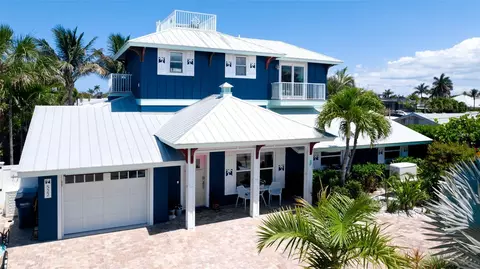 Exterior - 522 68th St, Holmes Beach, FL 34217 photo 1 of 29