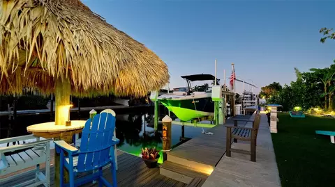 Exterior - 522 68th St, Holmes Beach, FL 34217 photo 27 of 29