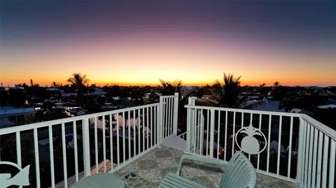 View/Area - 522 68th St, Holmes Beach, FL 34217 photo 8 of 8