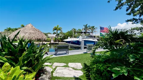 Exterior - 522 68th St, Holmes Beach, FL 34217 photo 11 of 29