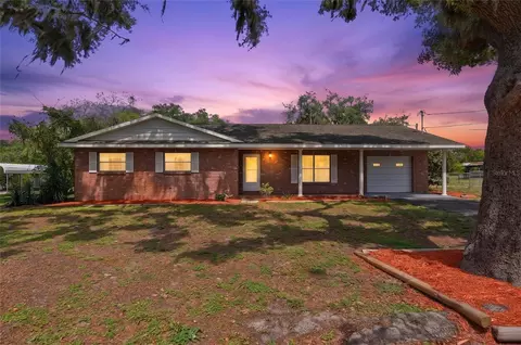 1006 Robinson Rd, Plant City, FL 33563