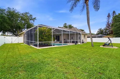 Exterior - 335 Ruby Lake Loop, Winter Haven, FL 33884 photo 8 of 12