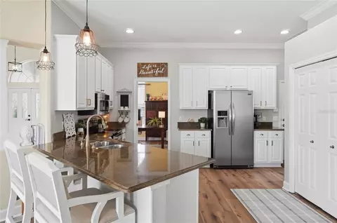 Kitchen - 335 Ruby Lake Loop, Winter Haven, FL 33884 photo 1 of 4