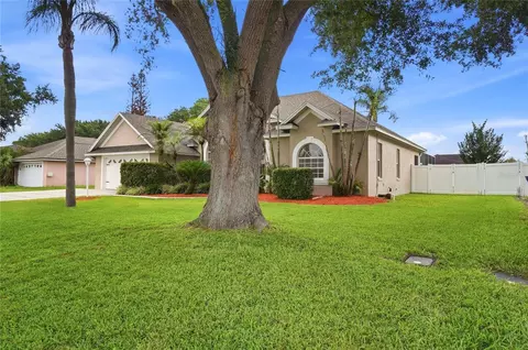 Exterior - 335 Ruby Lake Loop, Winter Haven, FL 33884 photo 11 of 12
