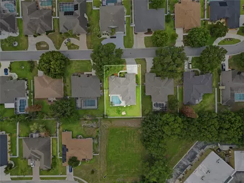 View/Area - 335 Ruby Lake Loop, Winter Haven, FL 33884 photo 3 of 5