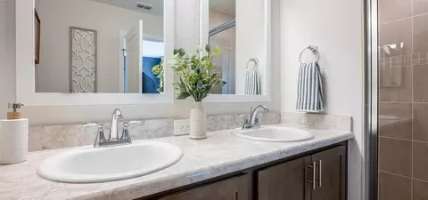Bath - 398 Chesapeake Dr, Saint Cloud, FL 34771 photo 1 of 1