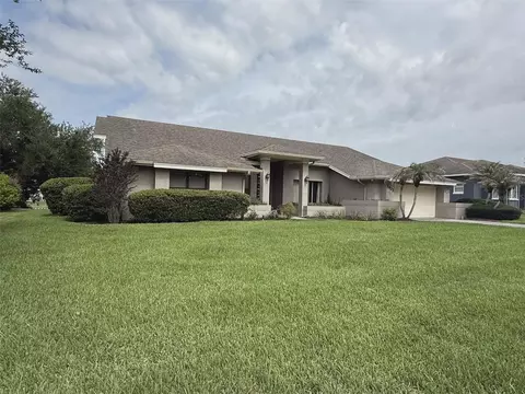 3943 Cheverly Dr E, Lakeland, FL 33813