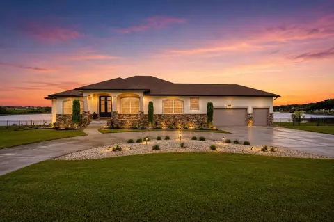 5911 Old Berkley Rd, Auburndale, FL 33823