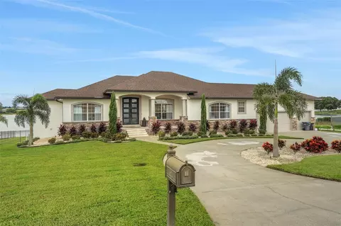5911 Old Berkley Rd, Auburndale, FL 33823