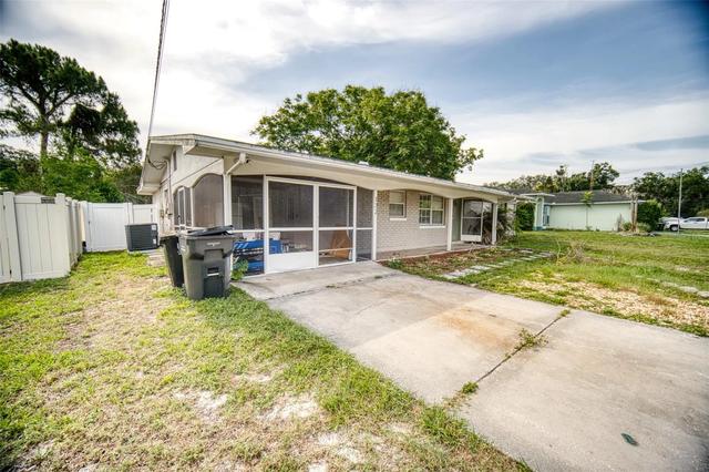 132 Longfellow Rd, Winter Haven, FL 33884