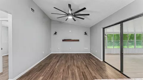 Living - 2230 Boardman Rd, Bartow, FL 33830 photo 2 of 4