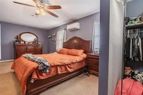 Bedroom - 729 E Lake Ave, Eagle Lake, FL 33839 photo 2 of 6