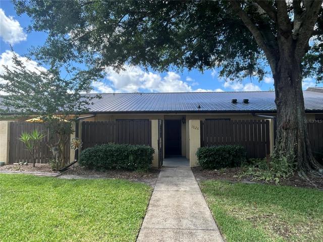 1026 Medinah Dr, Winter Haven, FL 33884