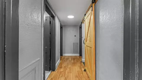 Entry Way - 630 E Stanford St, Bartow, FL 33830 photo 3 of 3