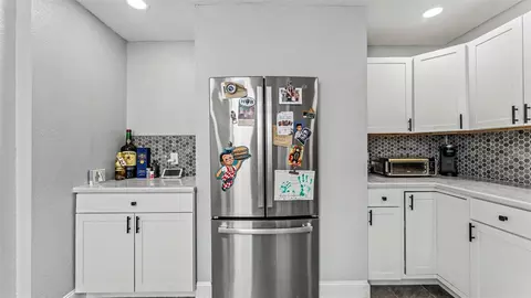 Kitchen - 630 E Stanford St, Bartow, FL 33830 photo 2 of 3