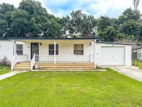 258 Waterview Dr, Polk City, FL 33868