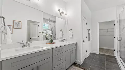 Bath - 535 Shanklin Ave, Bartow, FL 33830 photo 1 of 4