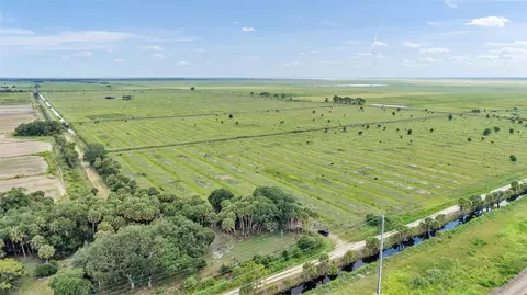 Ne 304th Street, Okeechobee, FL 34972