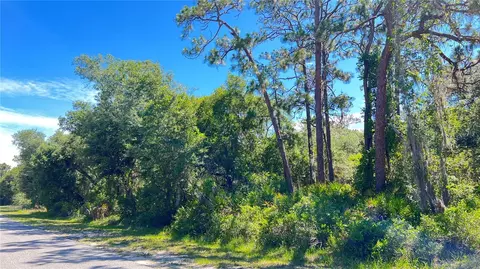922 Poinciana Dr, Indian Lake Estates, FL 33855