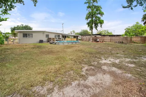 Exterior - 545 Shady Ln, Bartow, FL 33830 photo 5 of 6